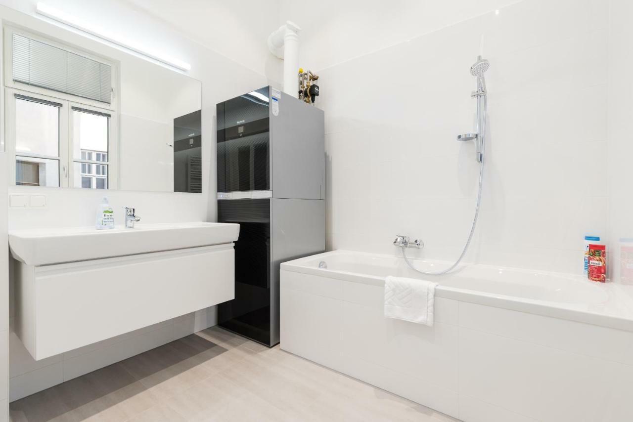 Grand Soho II Apartment Vienna Exterior photo