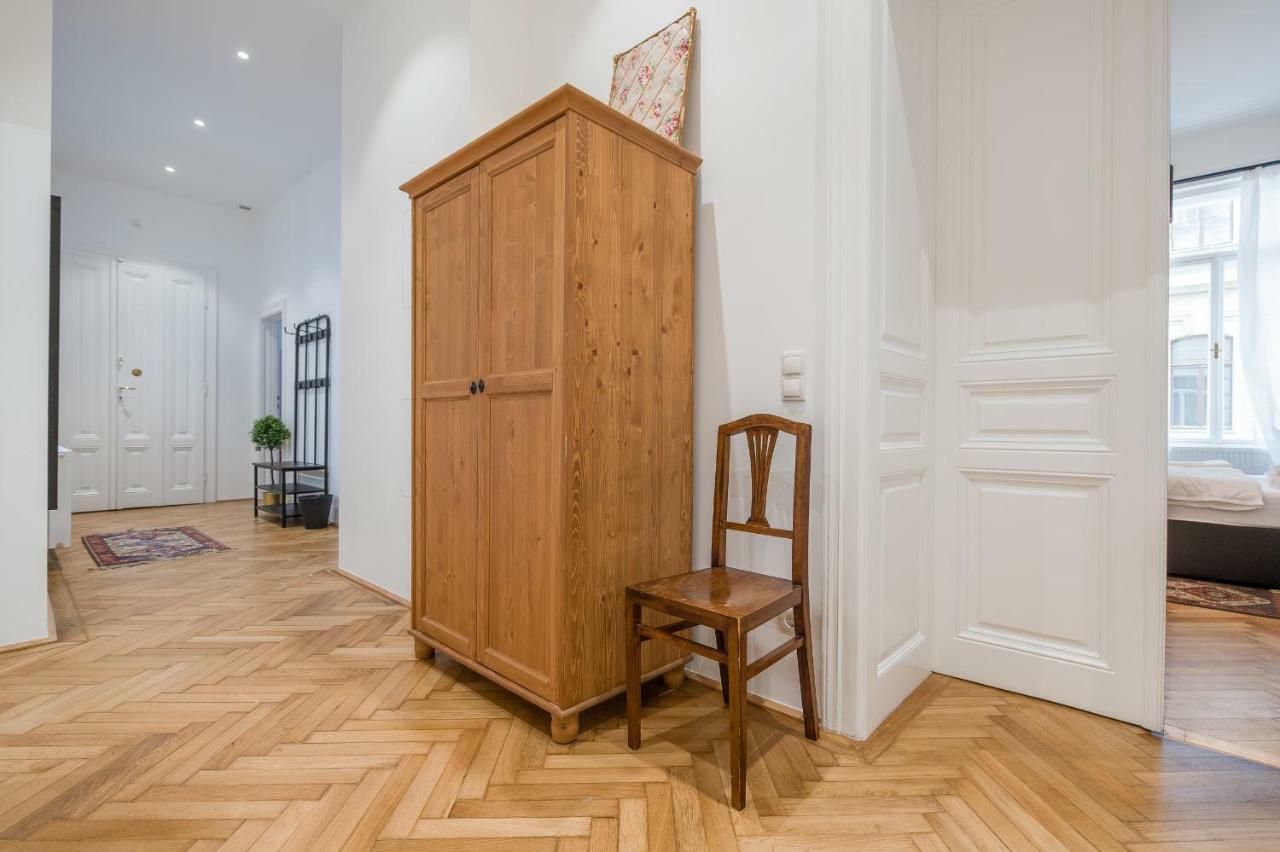 Grand Soho II Apartment Vienna Exterior photo